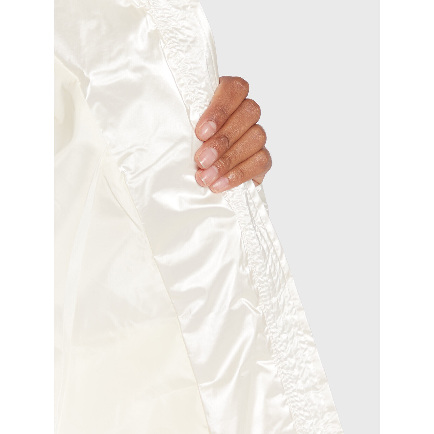 Liu Jo Sport Пухено яке TF2178 T3148 Бежов Regular Fit - Pepit.bg
