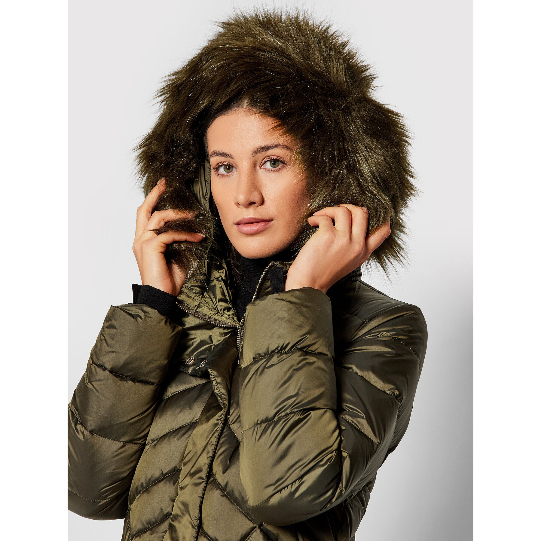 Liu Jo Пухено яке WF1065 T4573 Зелен Regular Fit - Pepit.bg