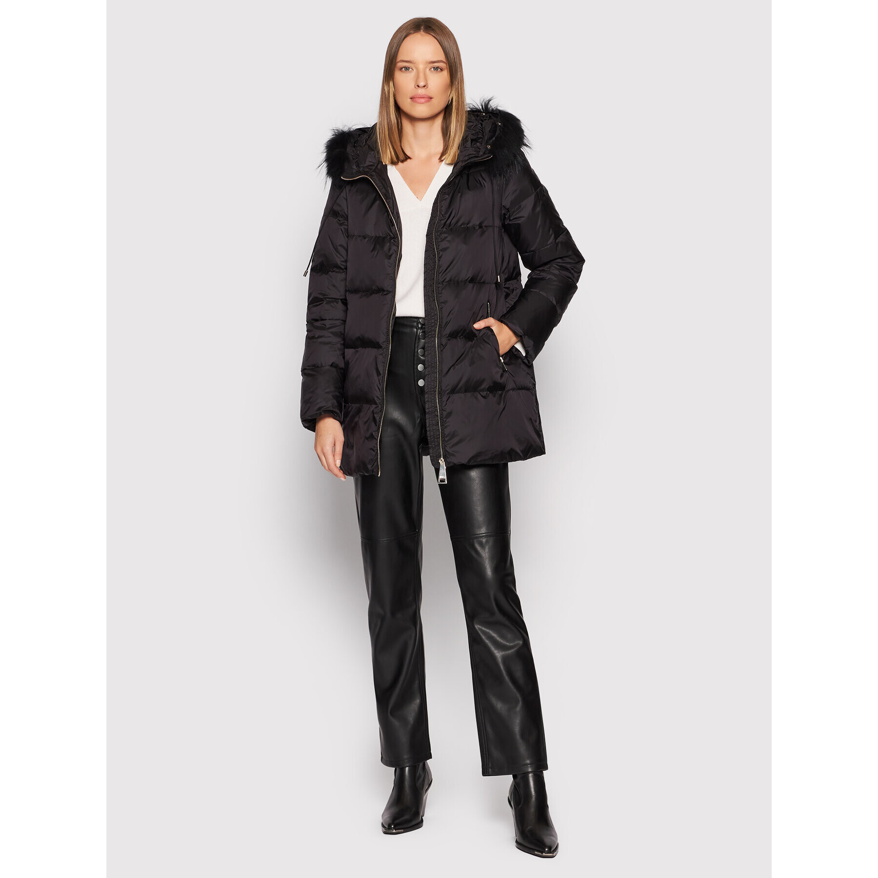 Liu Jo Пухено яке WF1075 T4573 Черен Regular Fit - Pepit.bg