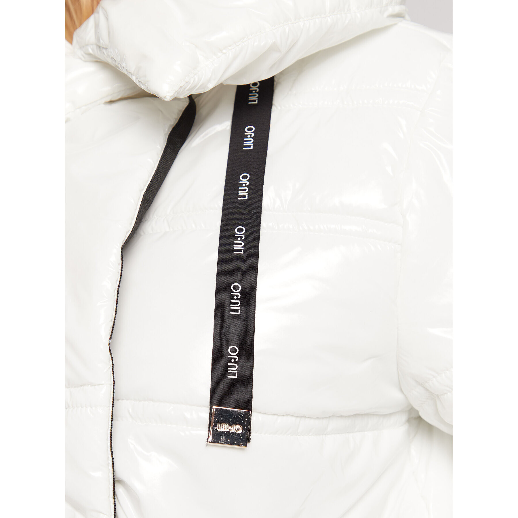Liu Jo Пухено яке TF2170 T3149 Бял Regular Fit - Pepit.bg