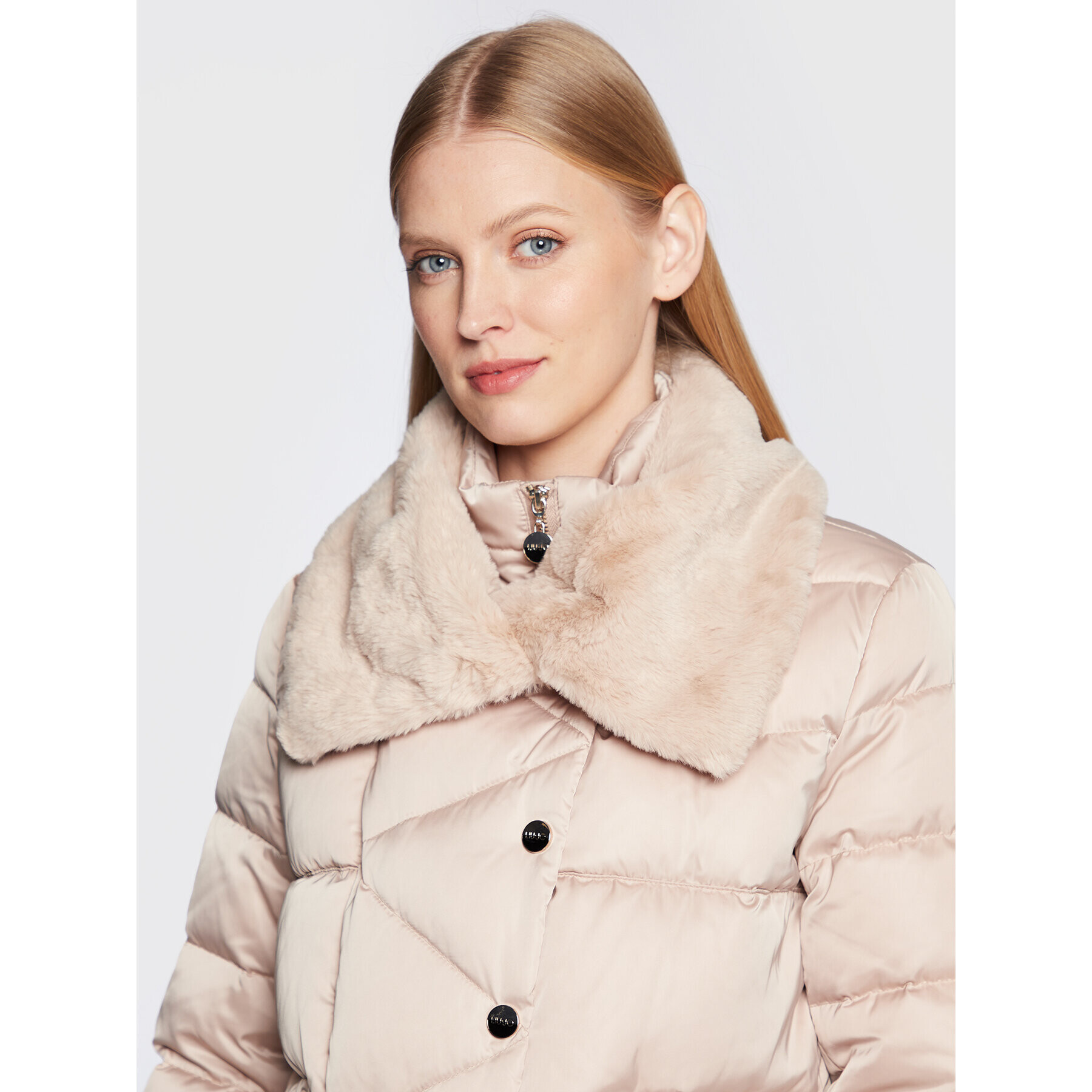 Liu Jo Sport Пухено яке TF2184 T4558 Бежов Regular Fit - Pepit.bg