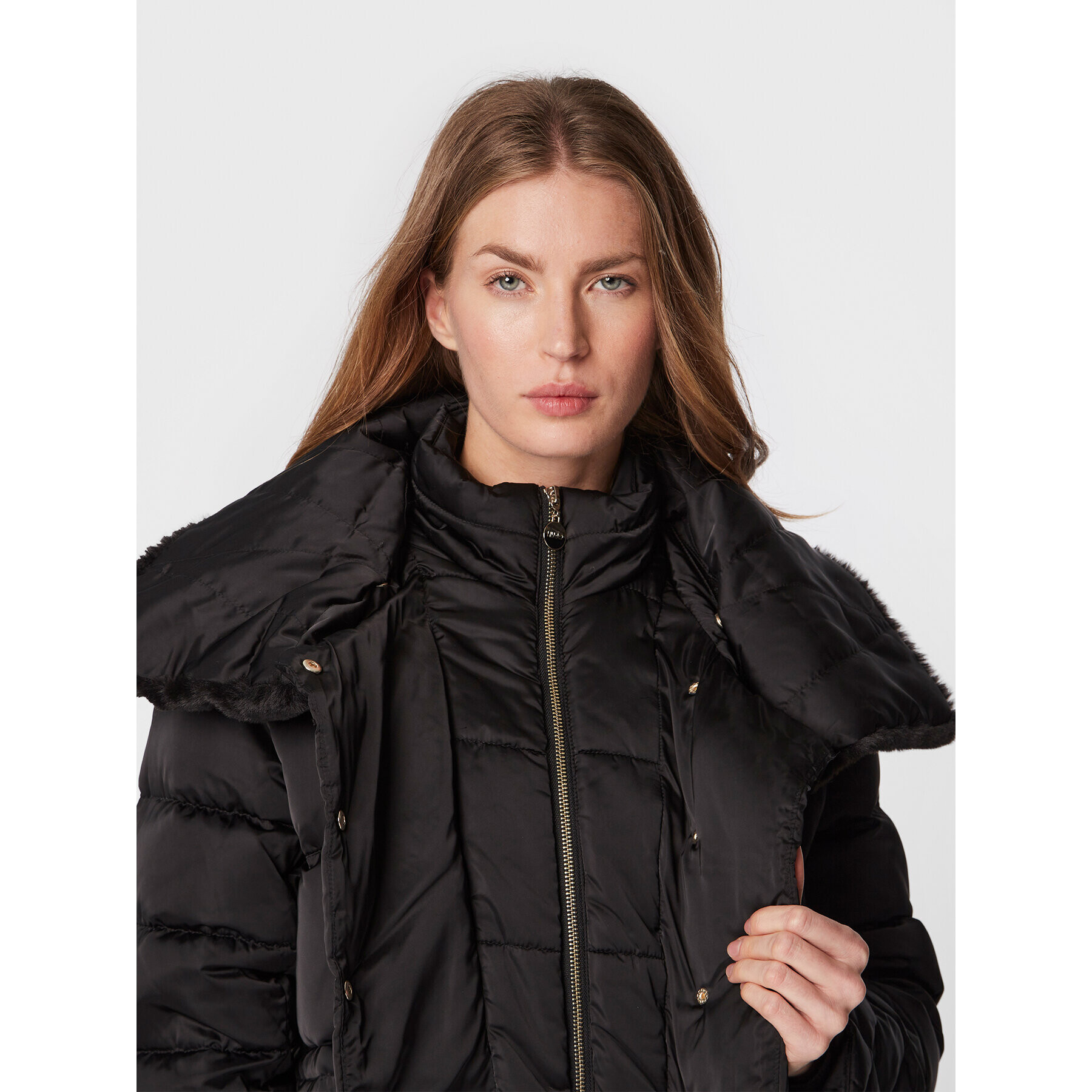 Liu Jo Sport Пухено яке TF2184 T4558 Черен Regular Fit - Pepit.bg