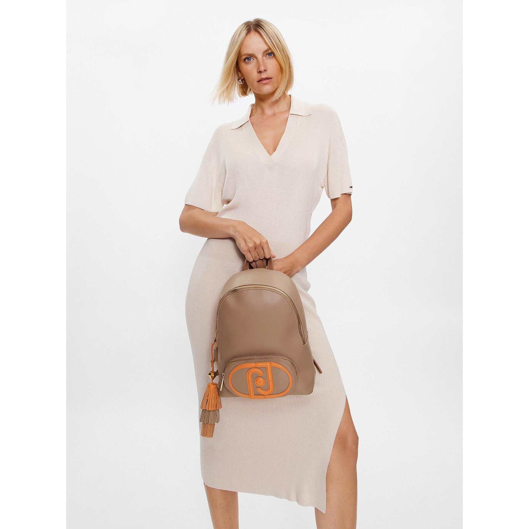 Liu Jo Раница M Backpack AA3120 E0503 Бежов - Pepit.bg