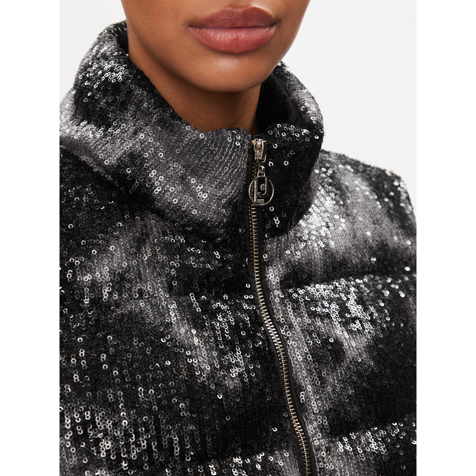 Liu Jo Sport Елек TA4061 J4623 Черен Regular Fit - Pepit.bg