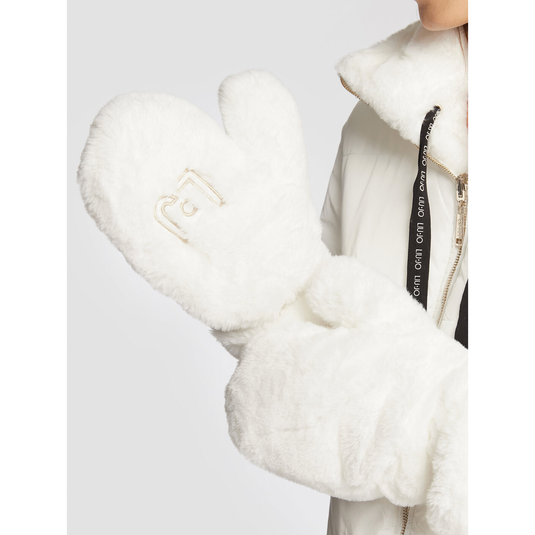 Liu Jo Sport Преходно яке TF2172 E0696 Бял Relaxed Fit - Pepit.bg
