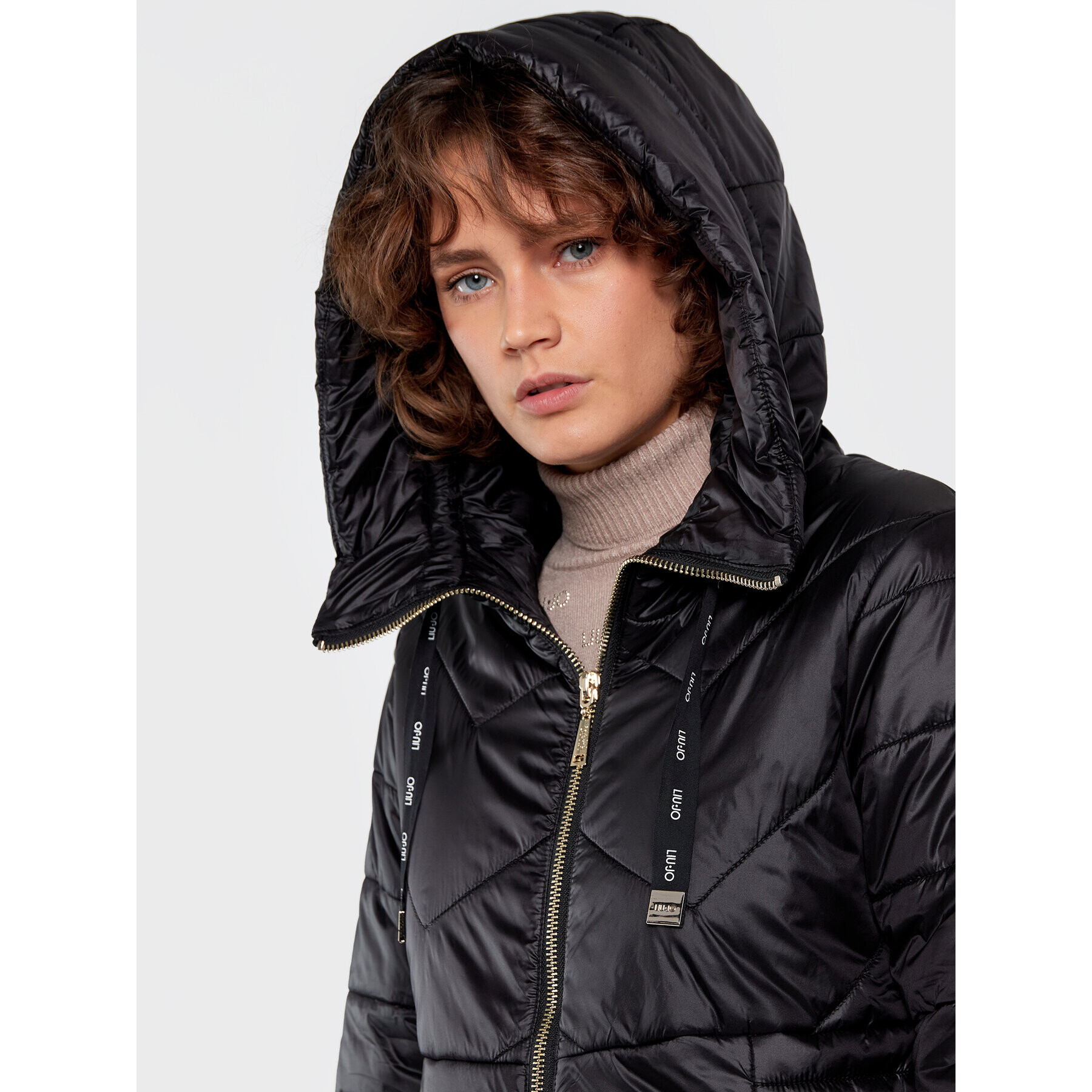 Liu Jo Sport Пухено яке TF2182 T8782 Черен Regular Fit - Pepit.bg