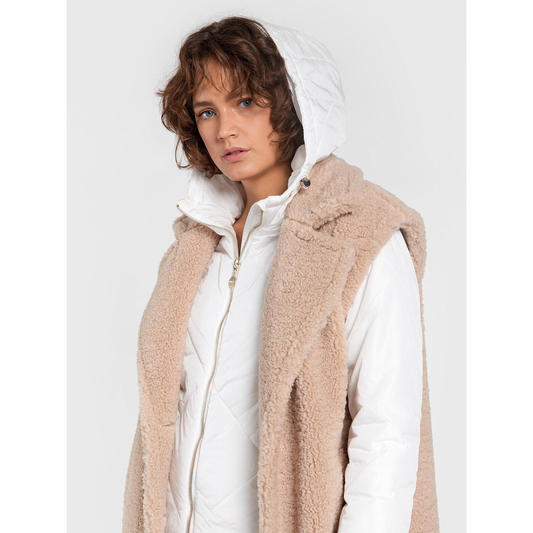 Liu Jo Sport Пухено яке TF2193 E0789 Бял Regular Fit - Pepit.bg