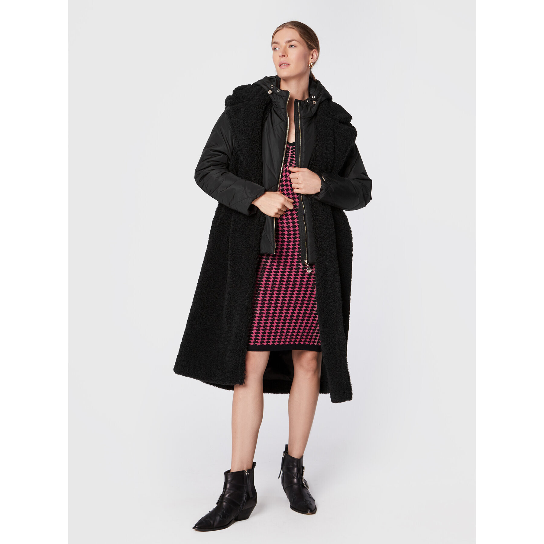 Liu Jo Sport Пухено яке TF2193 E0789 Черен Regular Fit - Pepit.bg