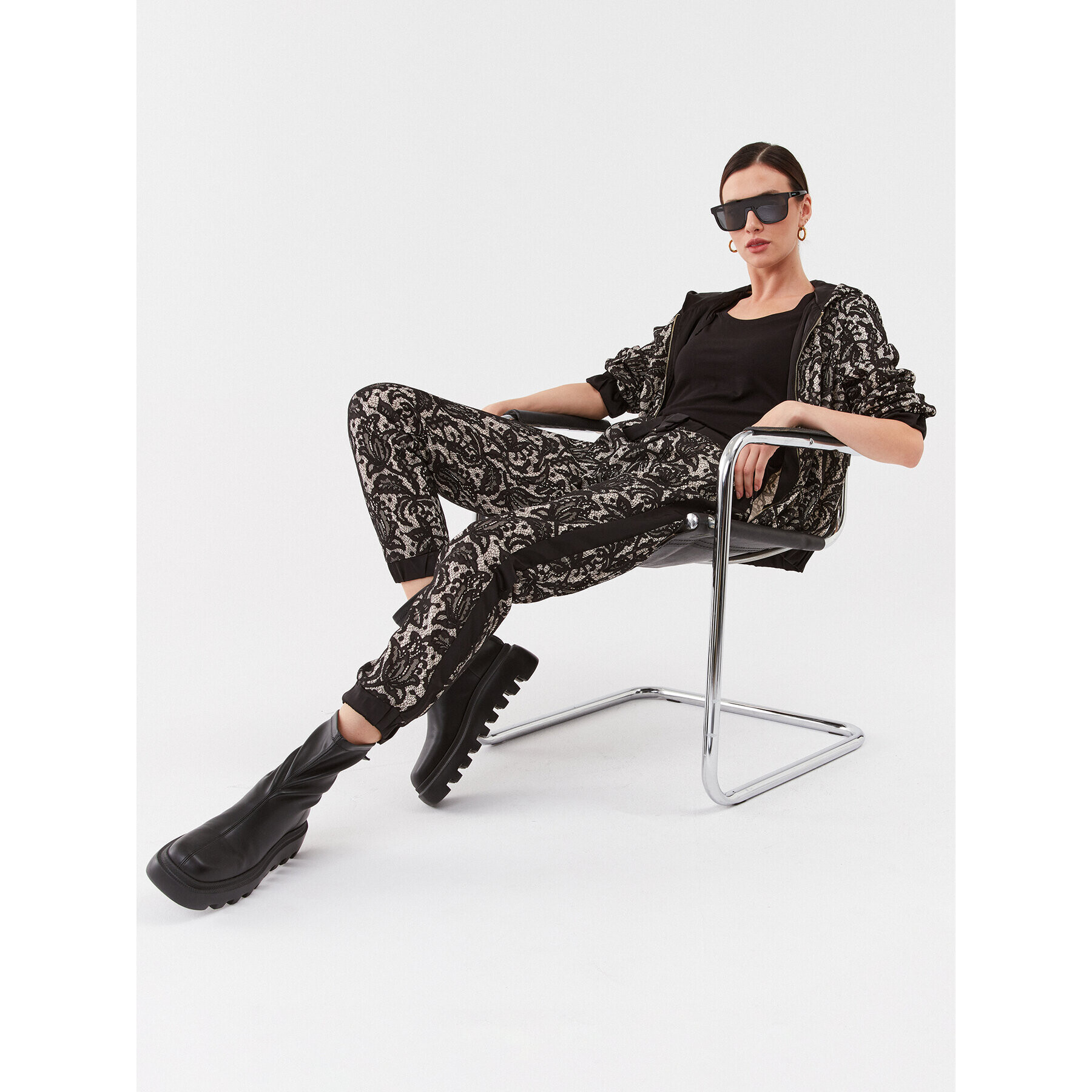 Liu Jo Текстилни панталони 5F3102 J4571 Черен Regular Fit - Pepit.bg