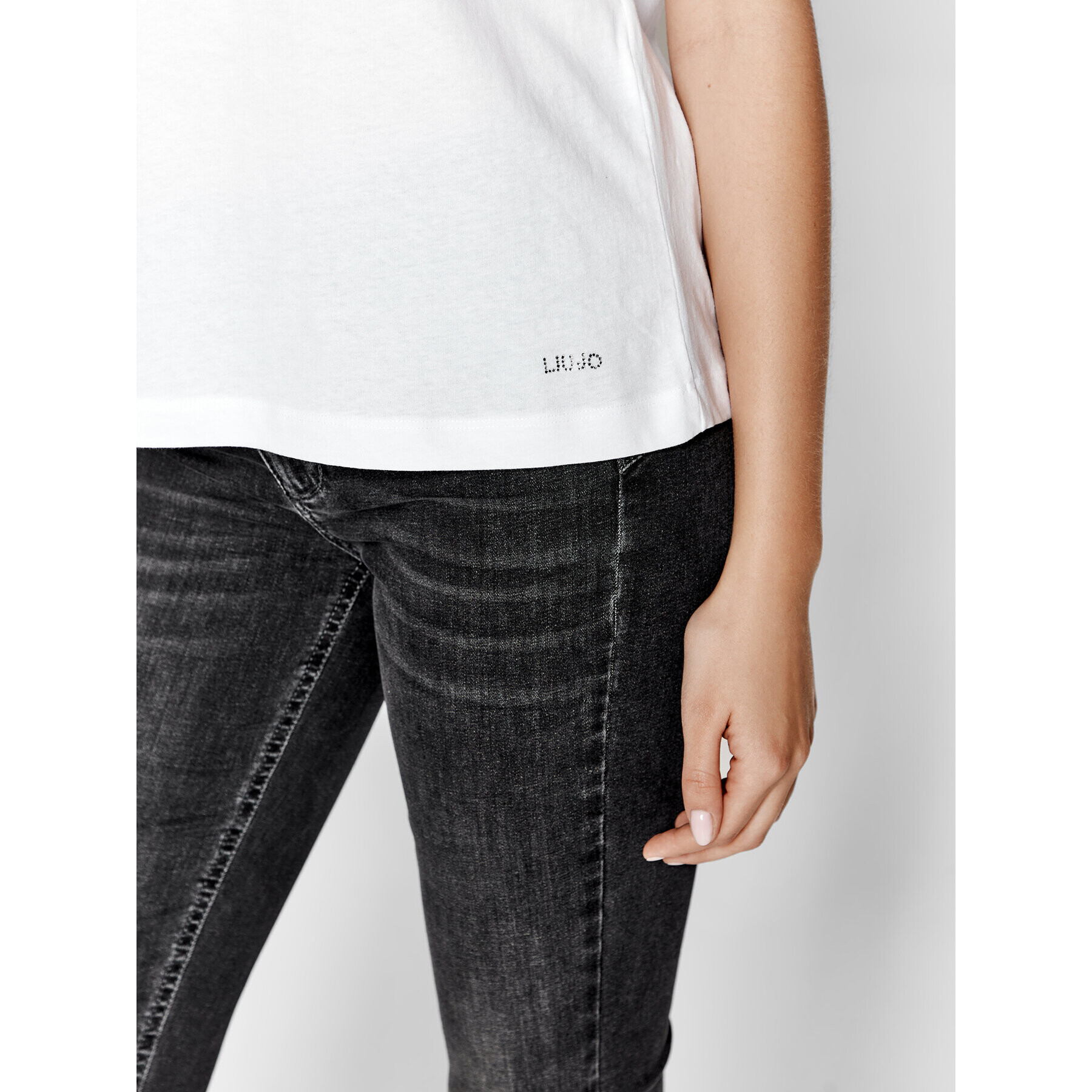 Liu Jo Тишърт WA2501 J5214 Бял Regular Fit - Pepit.bg