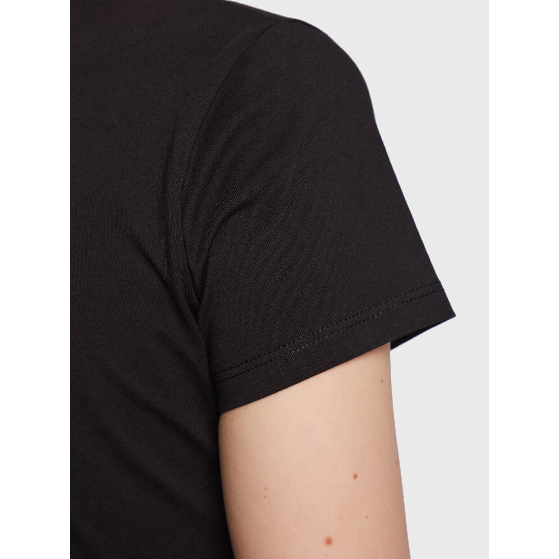 Liu Jo Тишърт WA3467 JS923 Черен Regular Fit - Pepit.bg