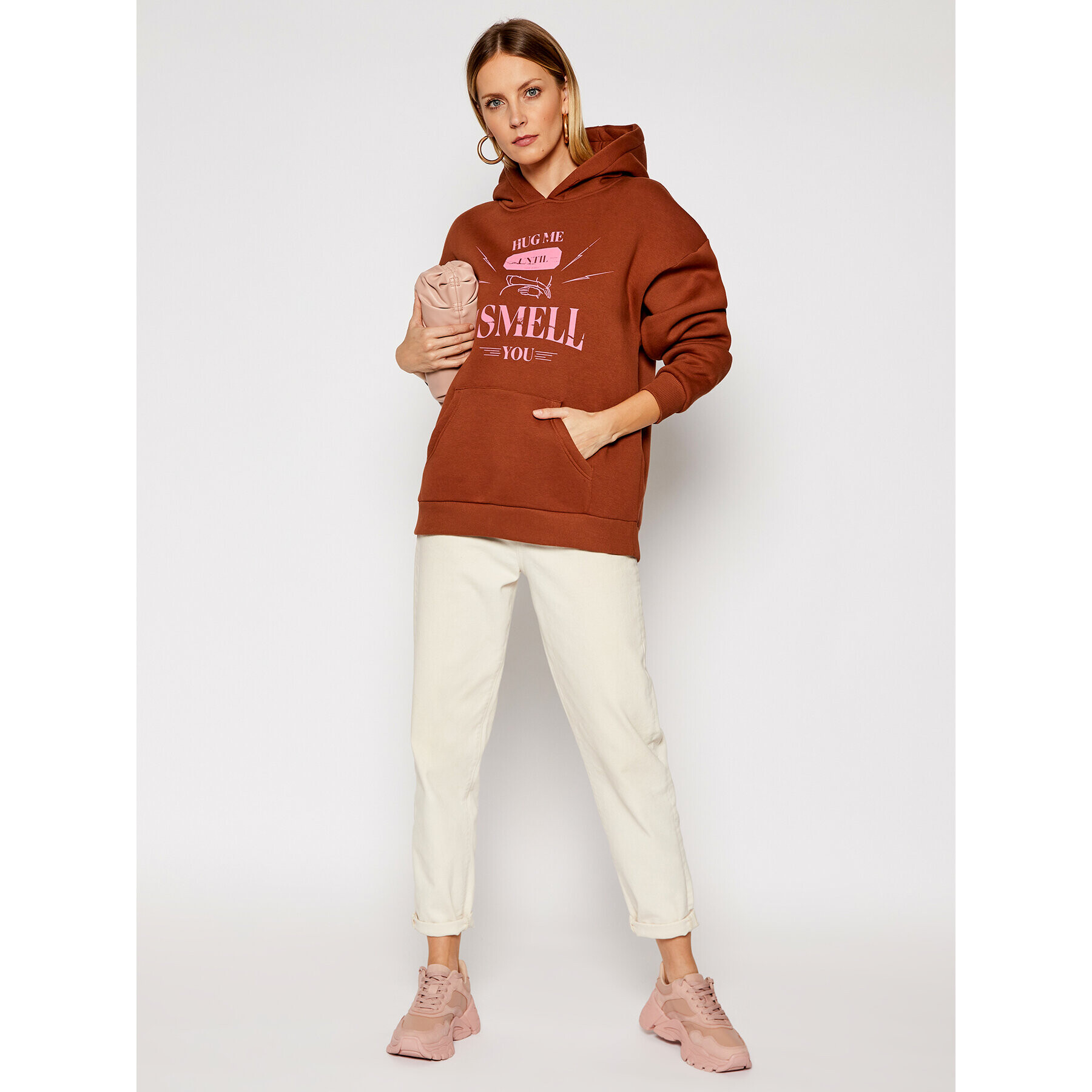Local Heroes Суитшърт Hug Me SS21S0042 Кафяв Oversize - Pepit.bg
