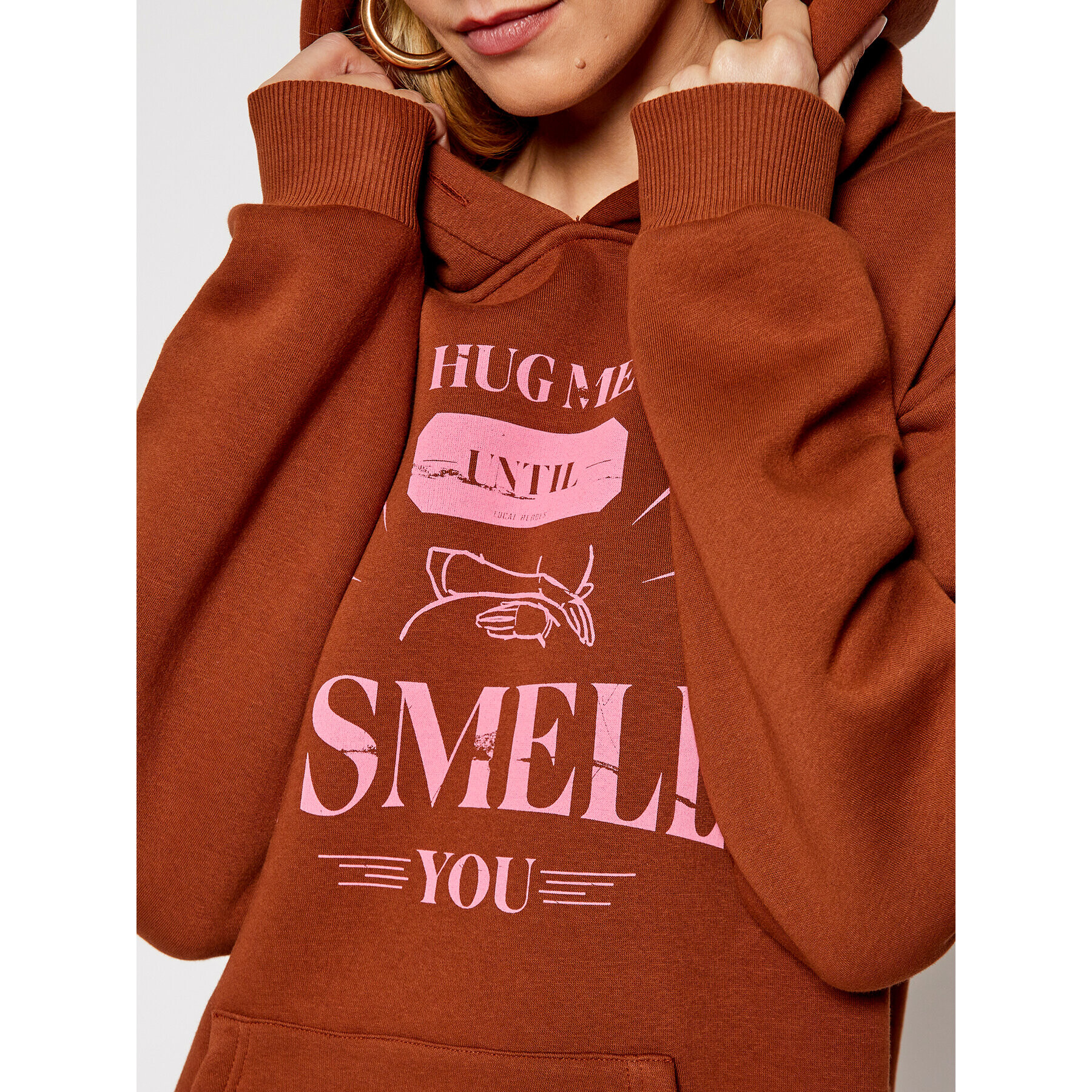 Local Heroes Суитшърт Hug Me SS21S0042 Кафяв Oversize - Pepit.bg