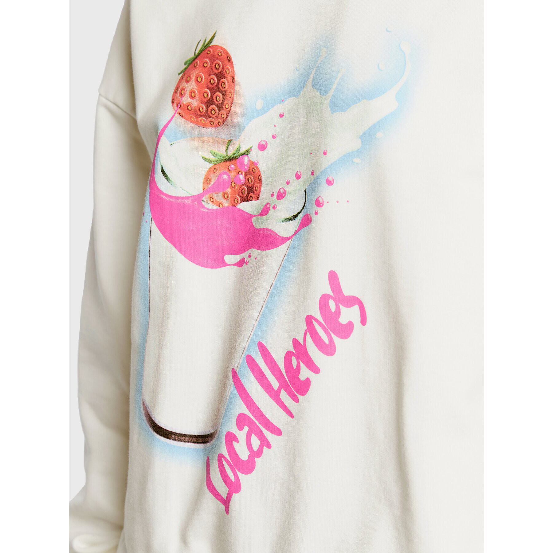 Local Heroes Суитшърт Strawberry Milk Shake AW22S0016 Екрю Oversize - Pepit.bg