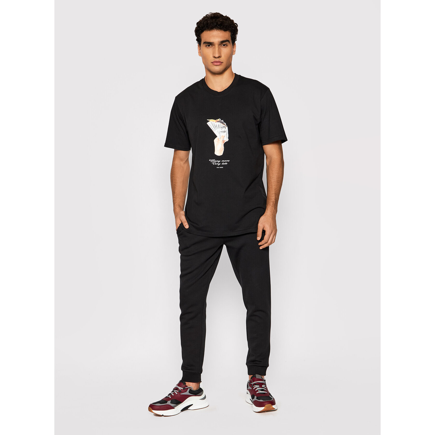 Local Heroes Тишърт Cash Tee AW21T0110 Черен Regular Fit - Pepit.bg