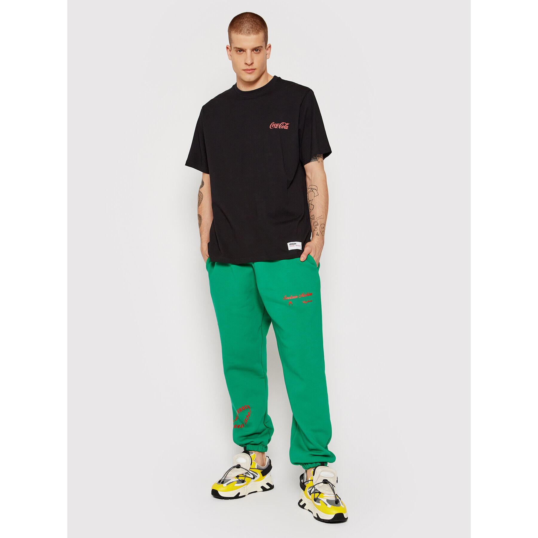 Local Heroes Тишърт COCA-COLA Bottle LHCCT012 Черен Oversize - Pepit.bg
