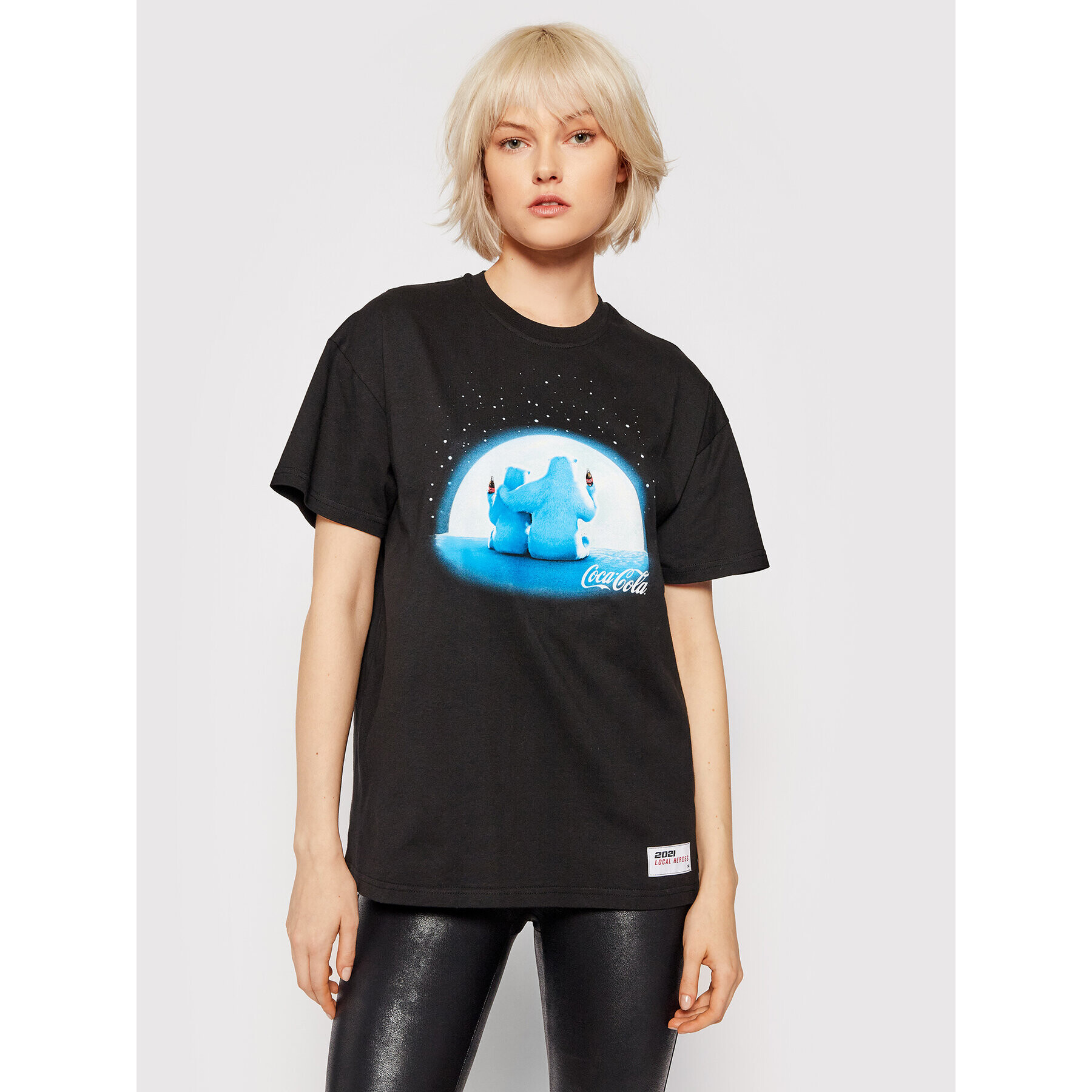 Local Heroes Тишърт COCA-COLA Polar Bear LHCCT004 Черен Oversize - Pepit.bg