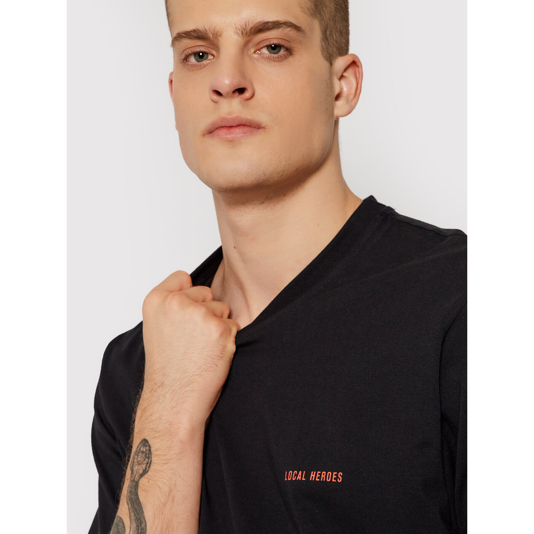 Local Heroes Тишърт Dazed AW21T0108 Черен Regular Fit - Pepit.bg