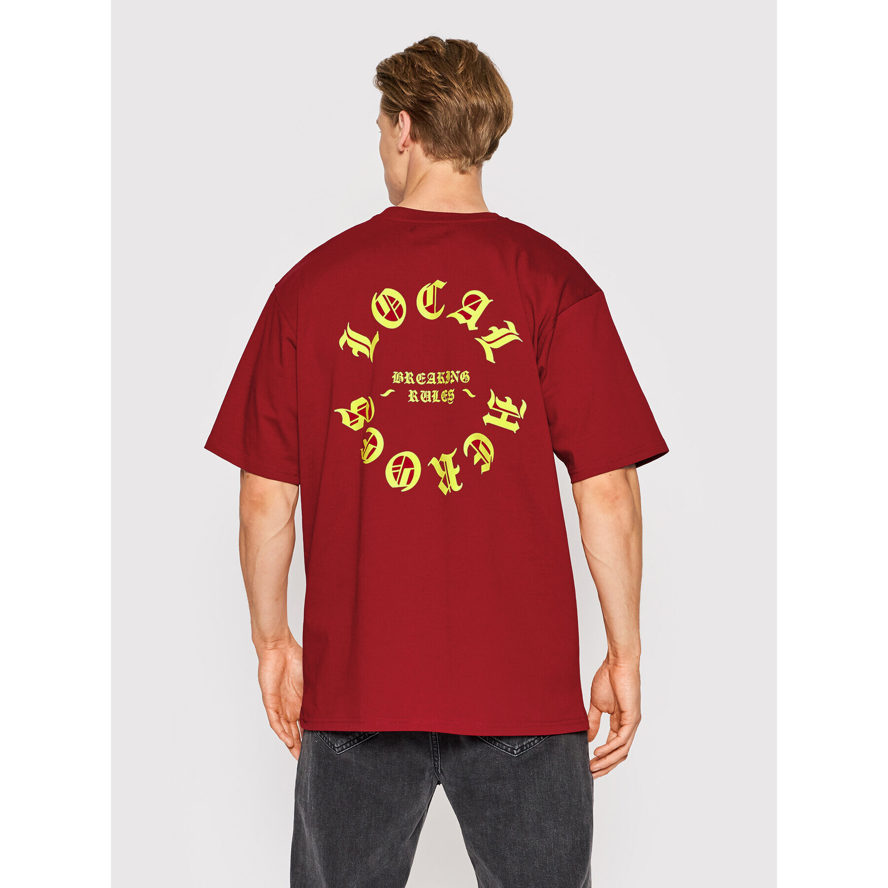 Local Heroes Тишърт Supreme SS22T0053 Червен Oversize - Pepit.bg