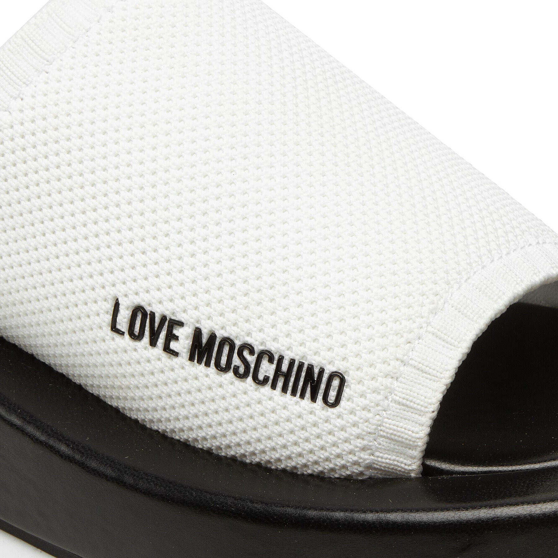 LOVE MOSCHINO Чехли JA28243G0EIZM100 Бял - Pepit.bg
