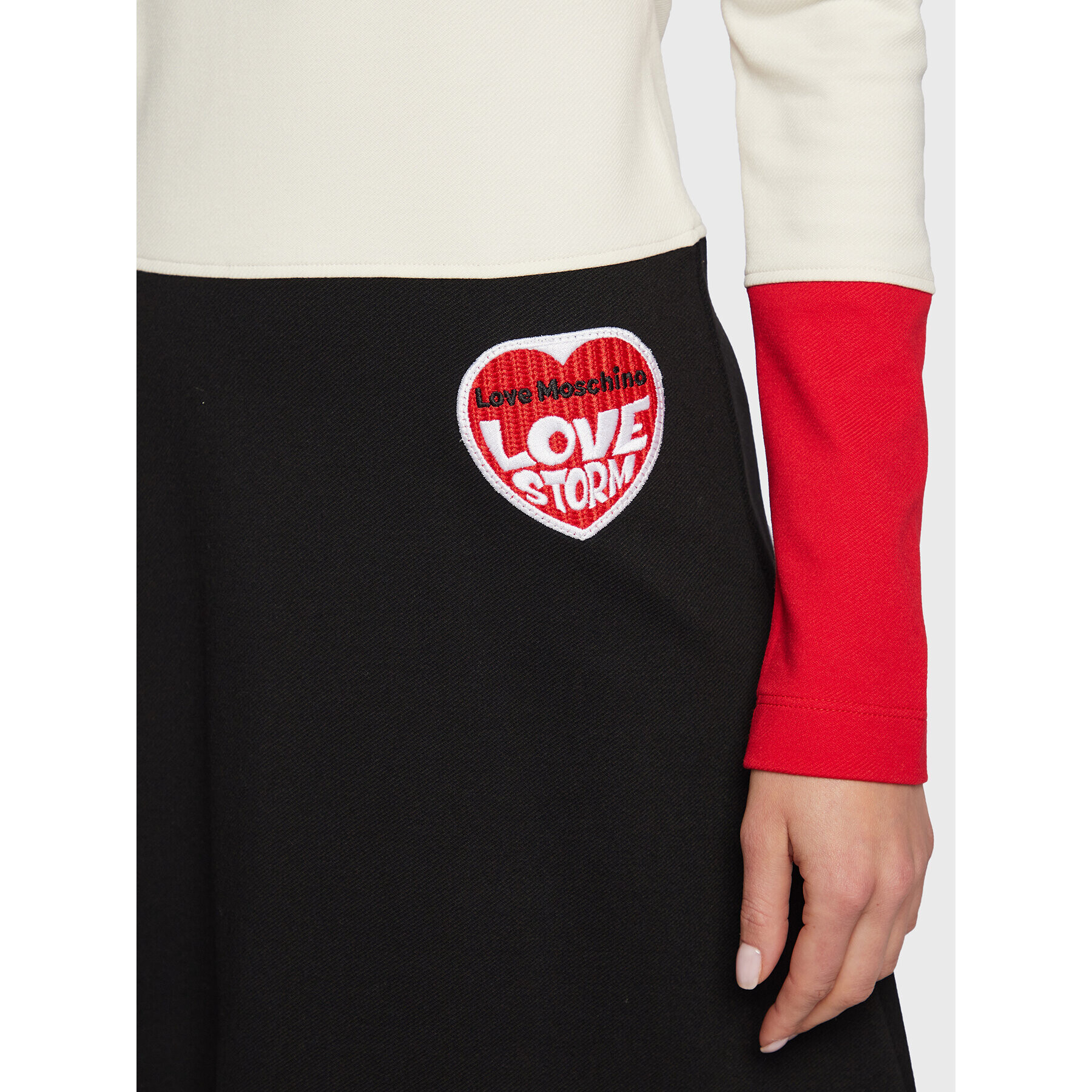 LOVE MOSCHINO Ежедневна рокля W5D0280E 2389 Черен Regular Fit - Pepit.bg