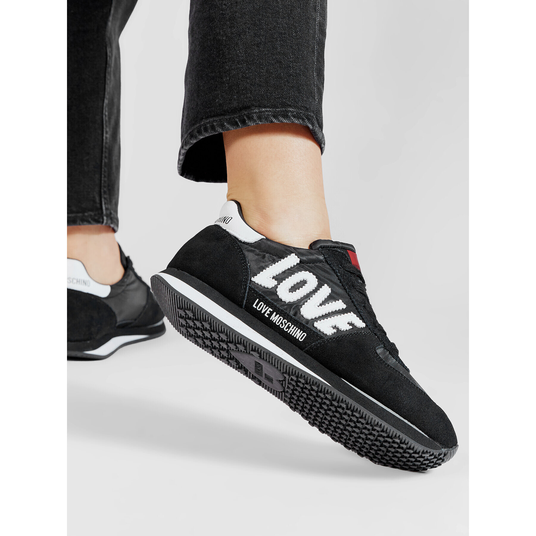 LOVE MOSCHINO Сникърси JA15322G1EIN200A Черен - Pepit.bg