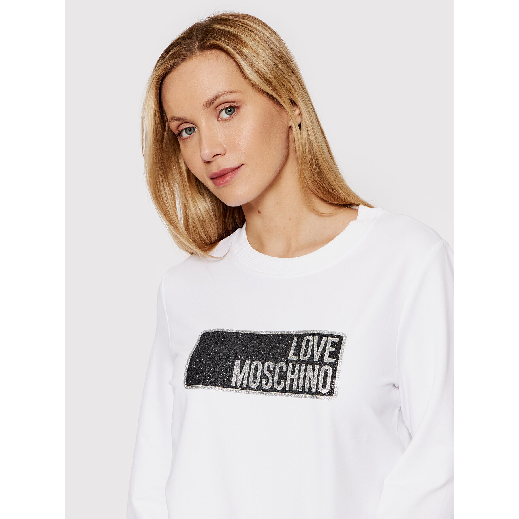 LOVE MOSCHINO Суитшърт W630223E 2246 Бял Regular Fit - Pepit.bg