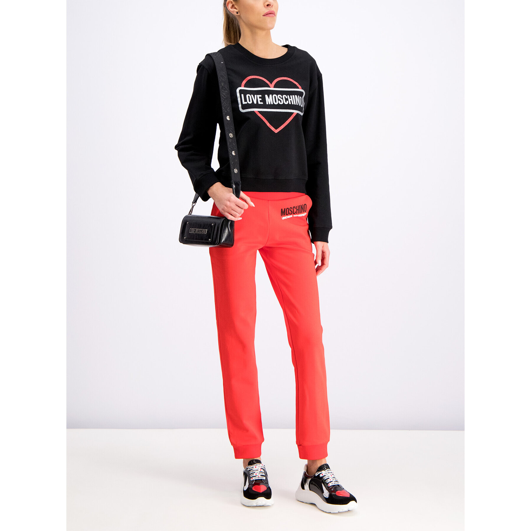 LOVE MOSCHINO Суитшърт W630621E2017 Черен Regular Fit - Pepit.bg