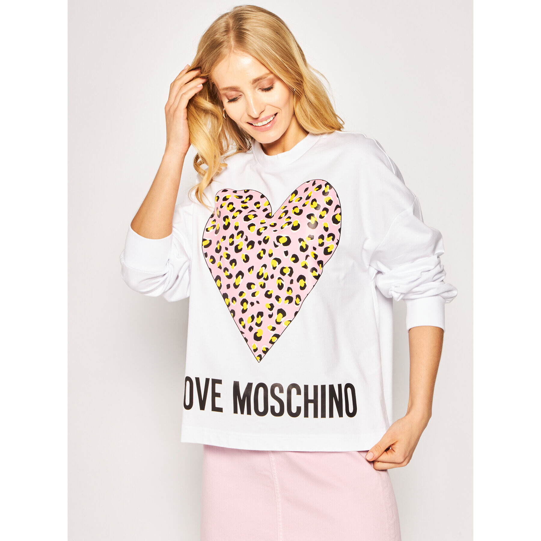 LOVE MOSCHINO Суитшърт W635505M 4183 Бял Regular Fit - Pepit.bg