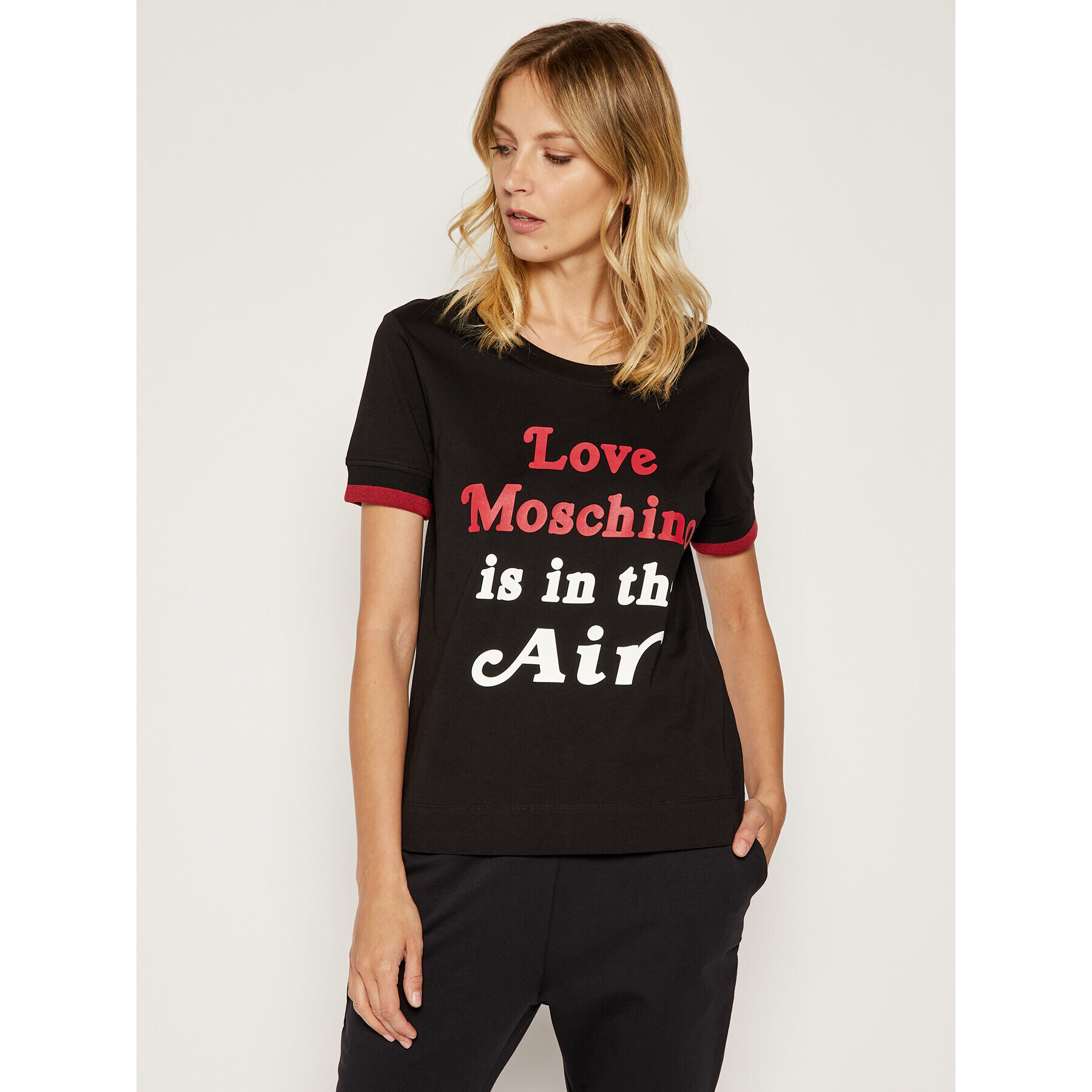 LOVE MOSCHINO Тишърт W 4 G86 01 M3517 Черен Regular Fit - Pepit.bg