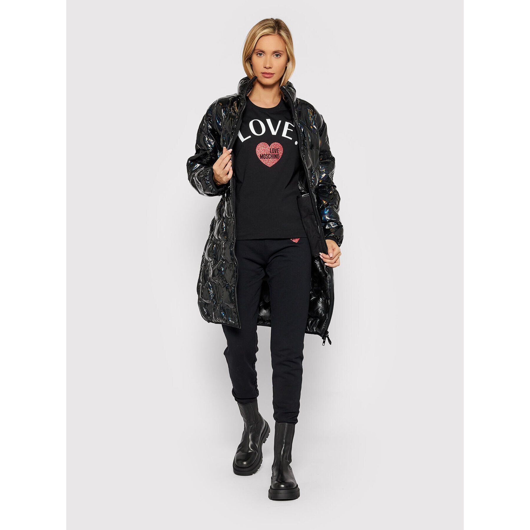 LOVE MOSCHINO Тишърт W4F153GE 1951 Черен Regular Fit - Pepit.bg