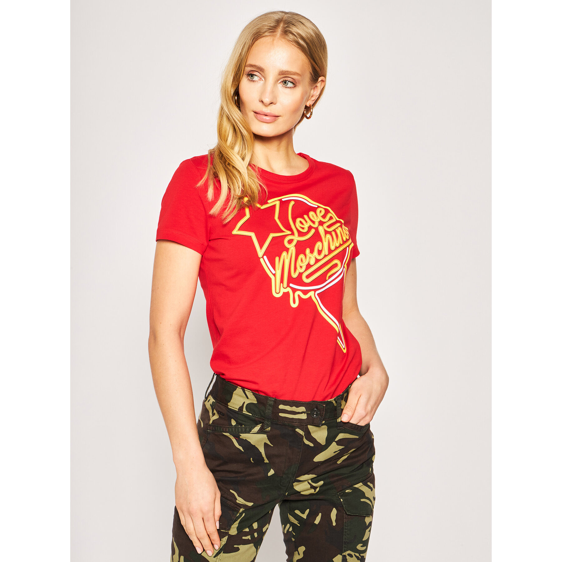 LOVE MOSCHINO Тишърт W4F7362E 1698 Червен Regular Fit - Pepit.bg