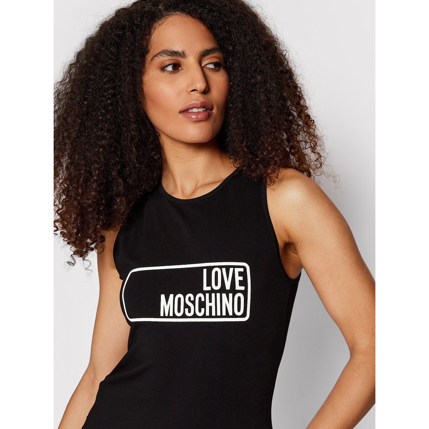LOVE MOSCHINO топ W4H2603E 1951 Черен Regular Fit - Pepit.bg