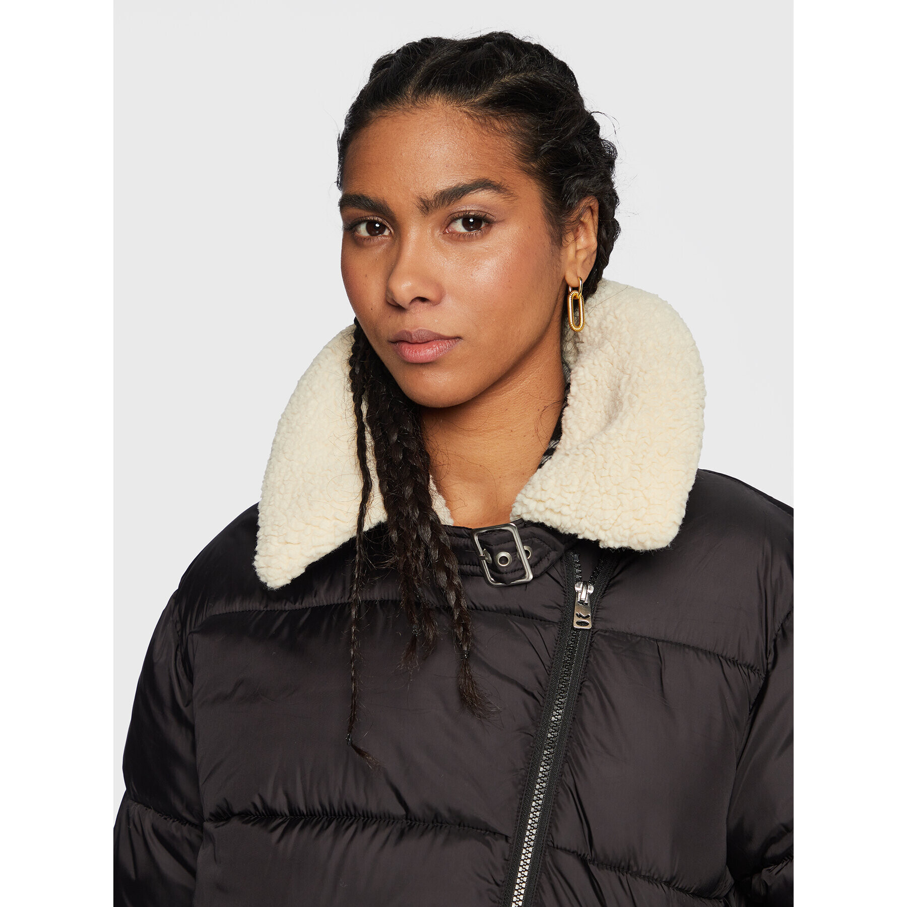 LTB Пухено яке Yemaya 44046 25018 Черен Regular Fit - Pepit.bg