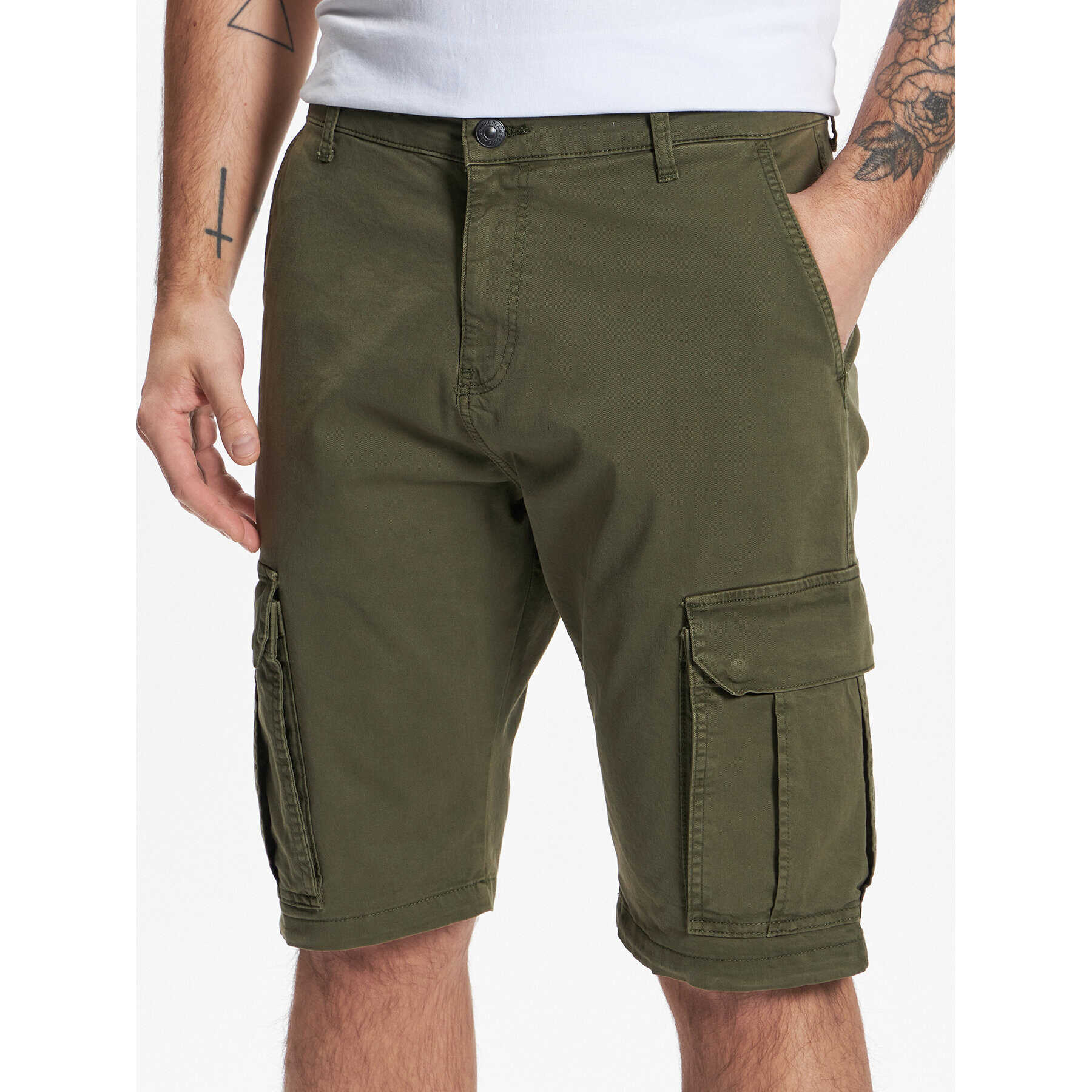 LTB Шорти от плат Dikada 46013 25001 Зелен Regular Fit - Pepit.bg