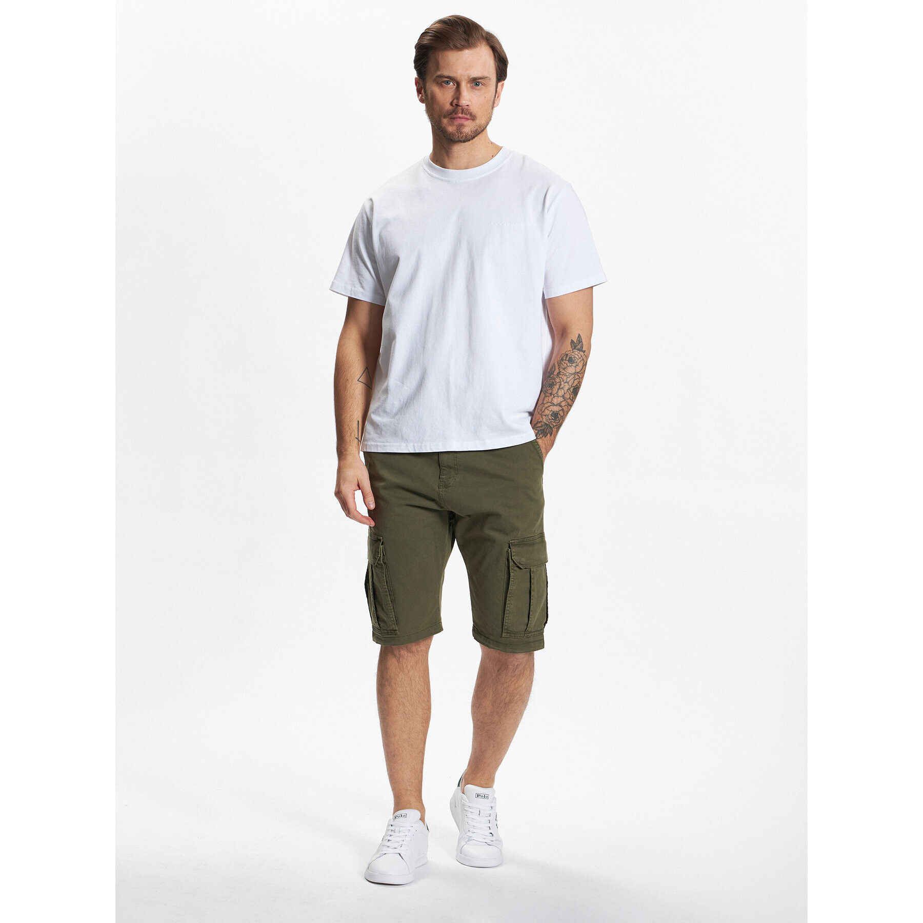 LTB Шорти от плат Dikada 46013 25001 Зелен Regular Fit - Pepit.bg