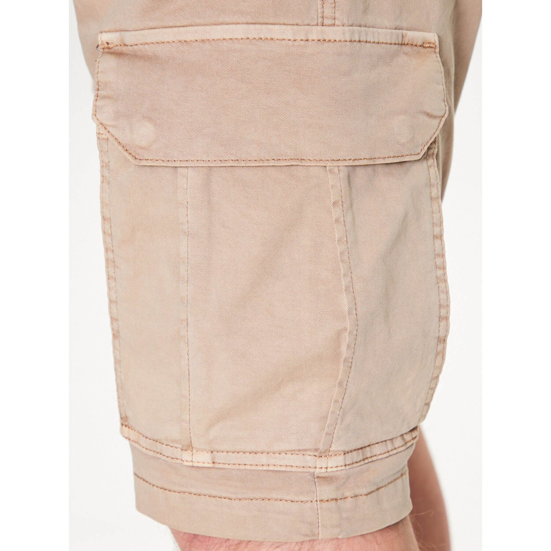 LTB Шорти от плат Dikada 46013 Бежов Regular Fit - Pepit.bg