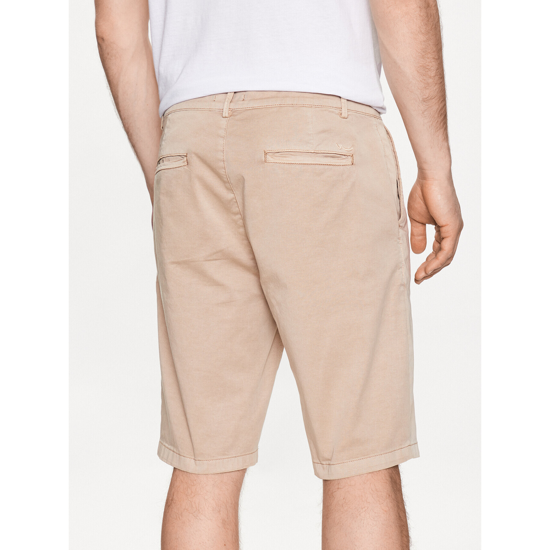 LTB Шорти от плат Tobete 46012 25001 Бежов Regular Fit - Pepit.bg