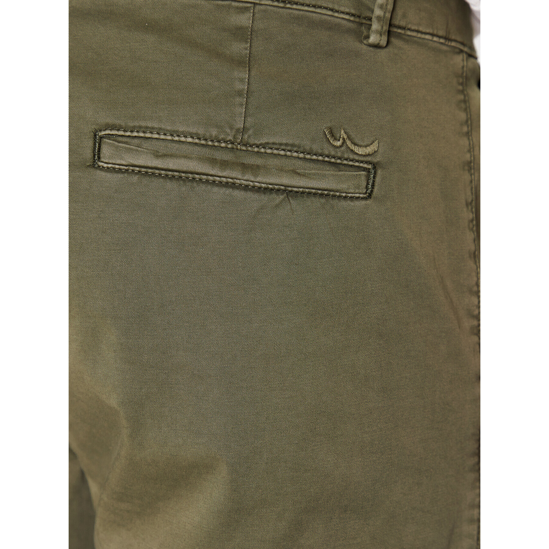 LTB Шорти от плат Tobete 46012 25001 Зелен Regular Fit - Pepit.bg