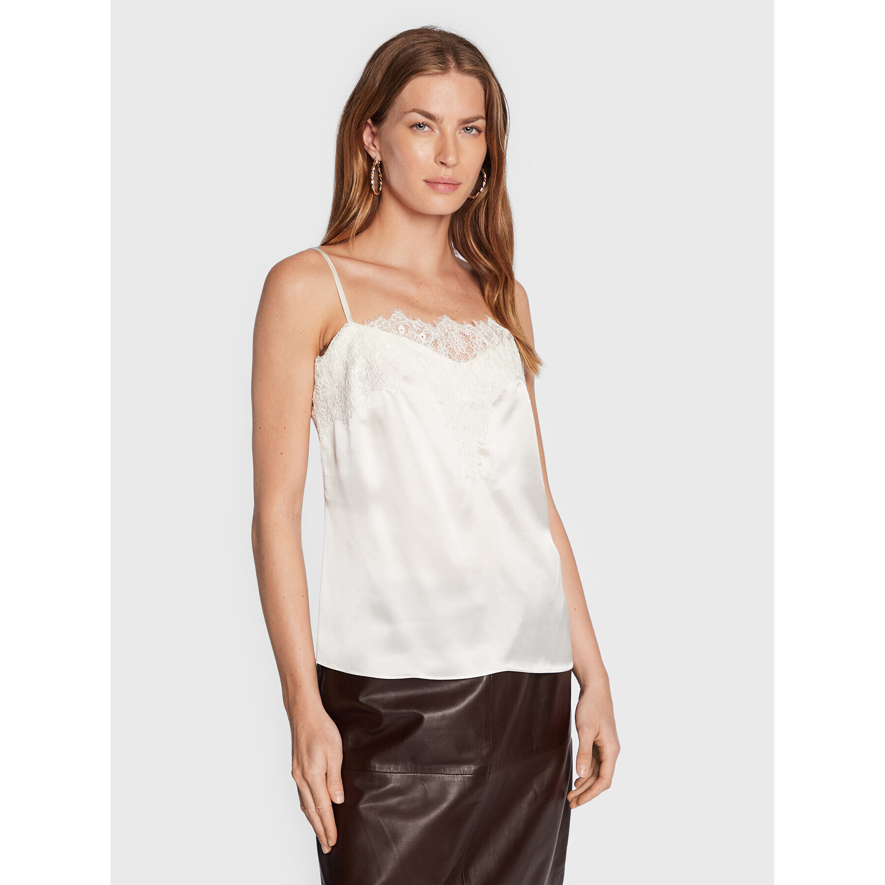 Luisa Spagnoli топ Lilia 5393152 Бял Regular Fit - Pepit.bg