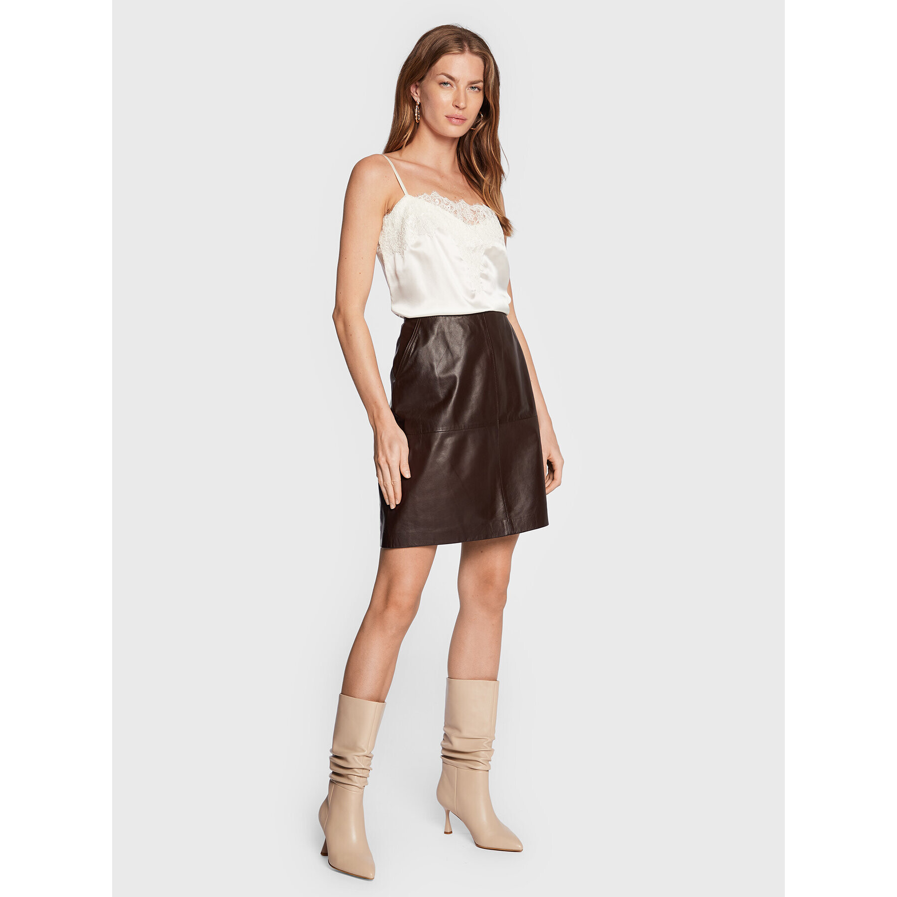 Luisa Spagnoli топ Lilia 5393152 Бял Regular Fit - Pepit.bg