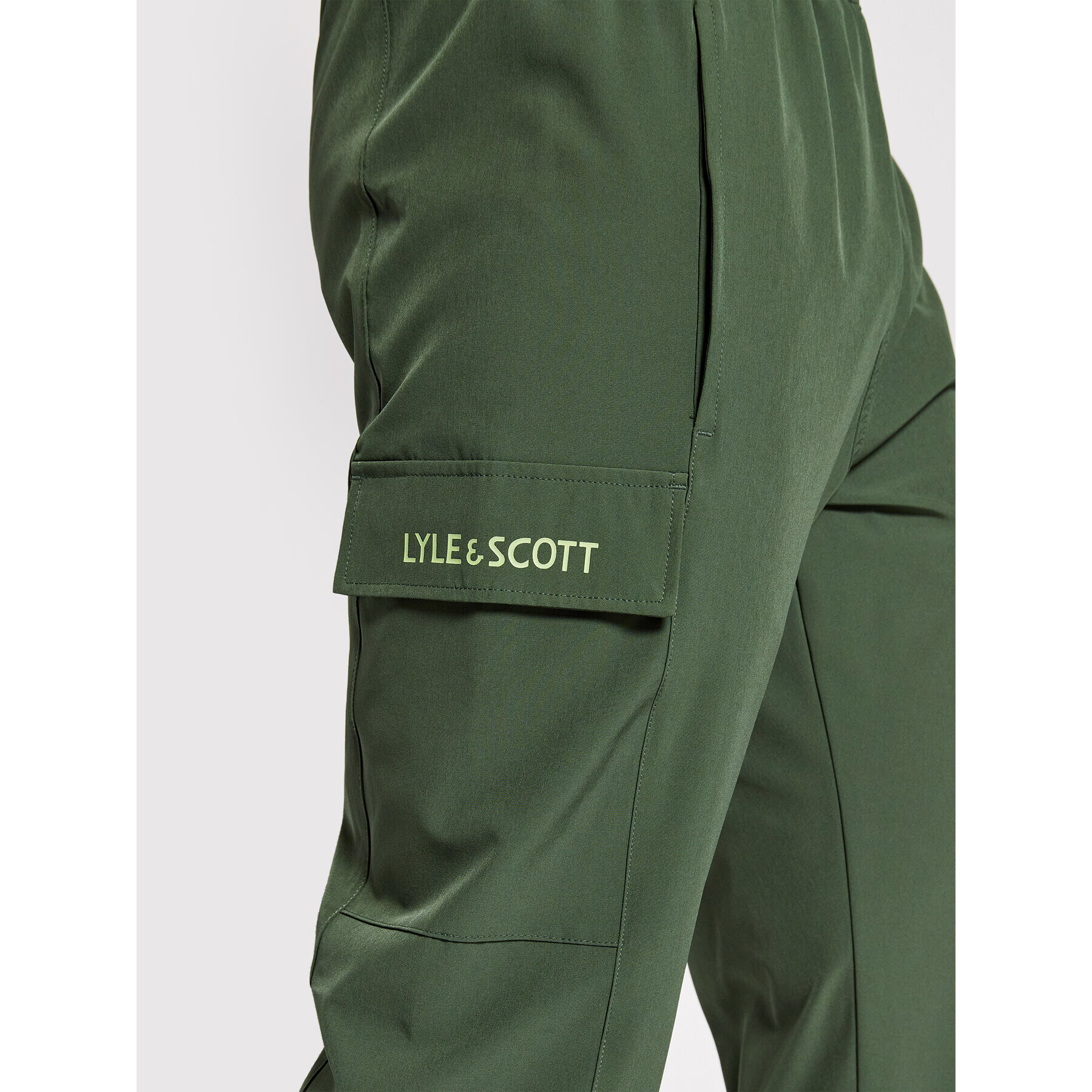 Lyle & Scott Долнище анцуг Retro Utility TR1673SP Зелен Regular Fit - Pepit.bg