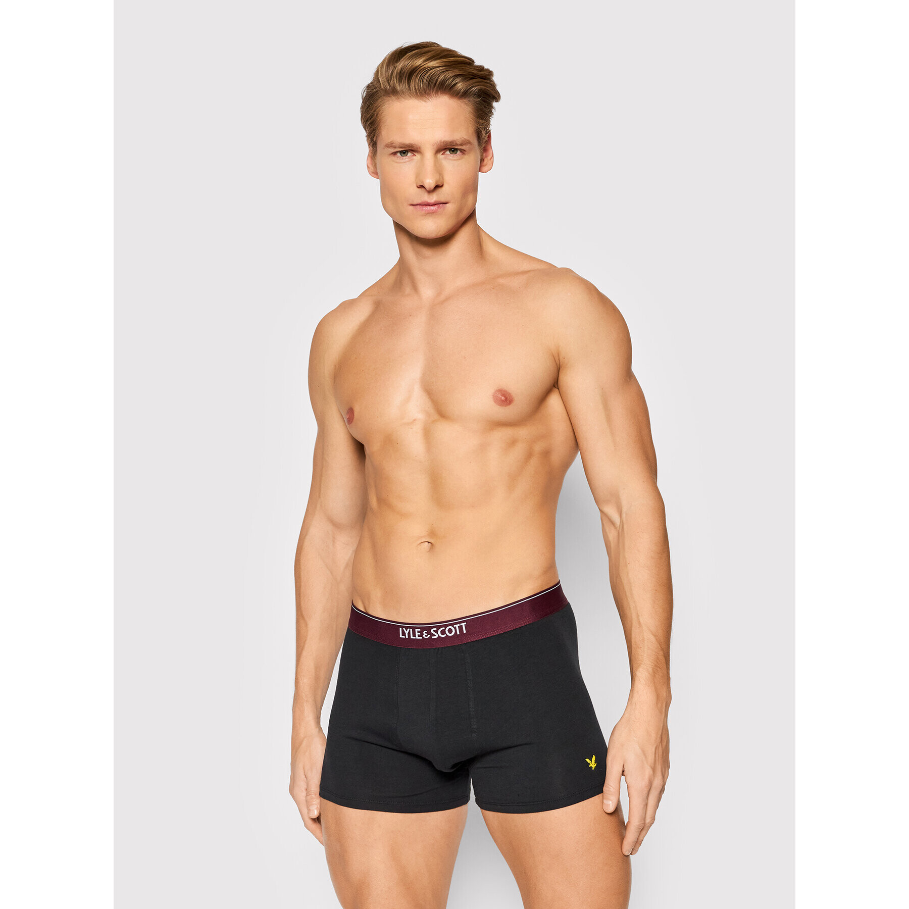 Lyle & Scott Комплект 3 чифта боксерки Fergus LSUWTC002 Черен - Pepit.bg