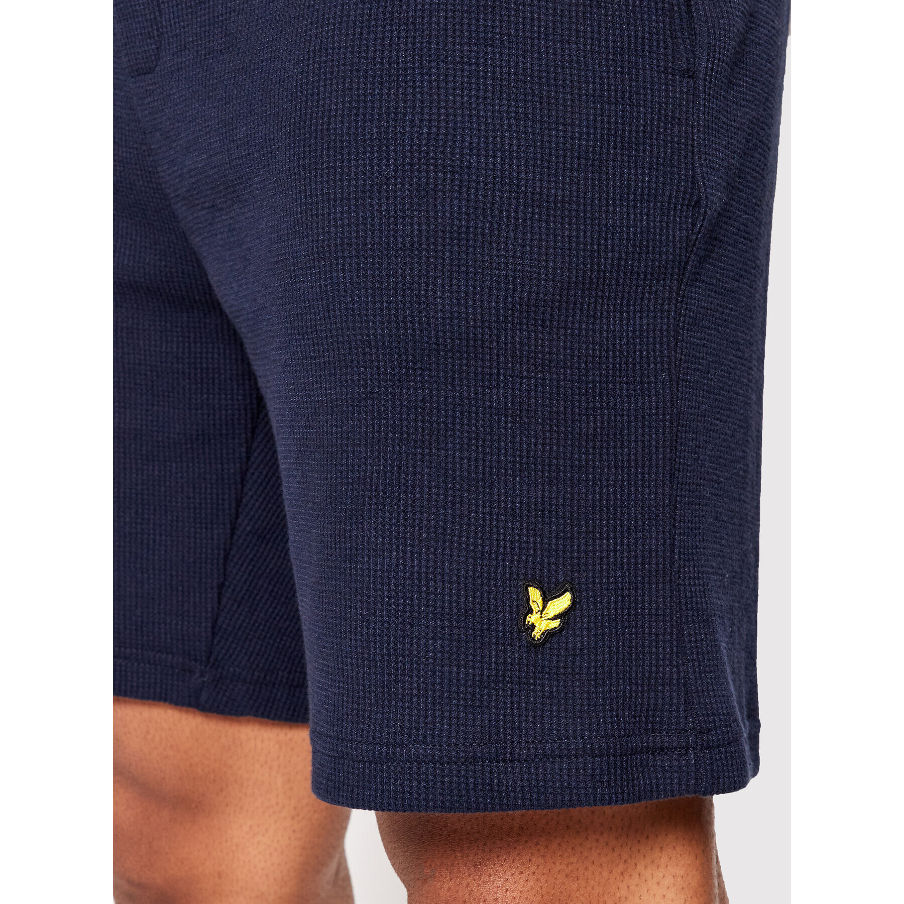 Lyle & Scott Комплект тишърт и спортни шорти Shane LSLSET965 Тъмносин Regular Fit - Pepit.bg