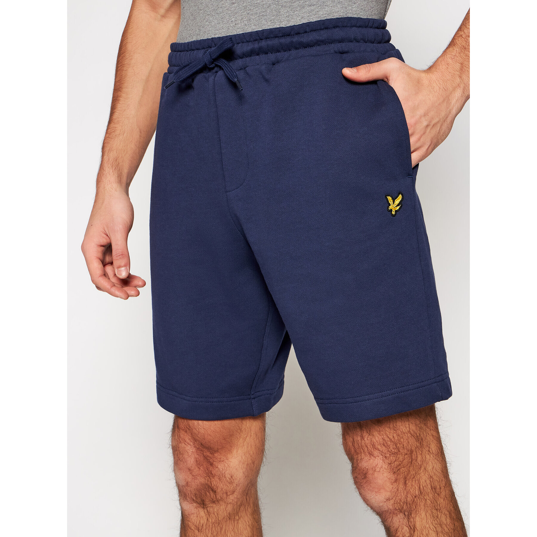 Lyle & Scott Спортни шорти ML414VTR Тъмносин Regular Fit - Pepit.bg