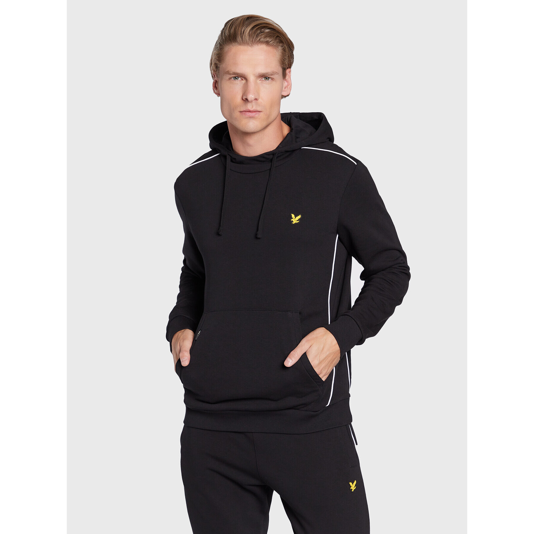 Lyle & Scott Суитшърт Contrast Piping ML1482OGSP Черен Slim Fit - Pepit.bg