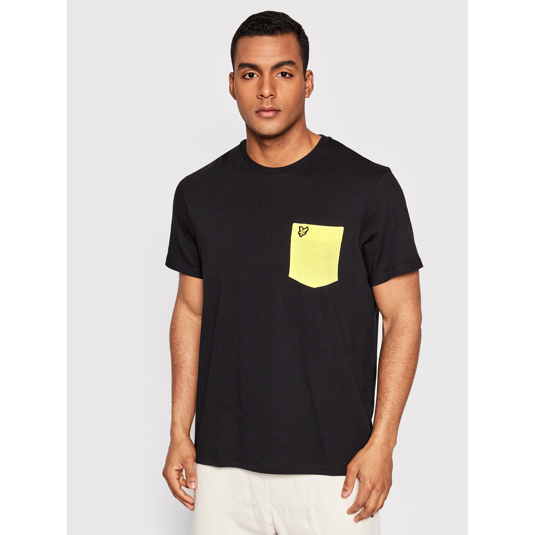 Lyle & Scott Тишърт Contrast Pocket TS831VOG Черен Regular Fit - Pepit.bg