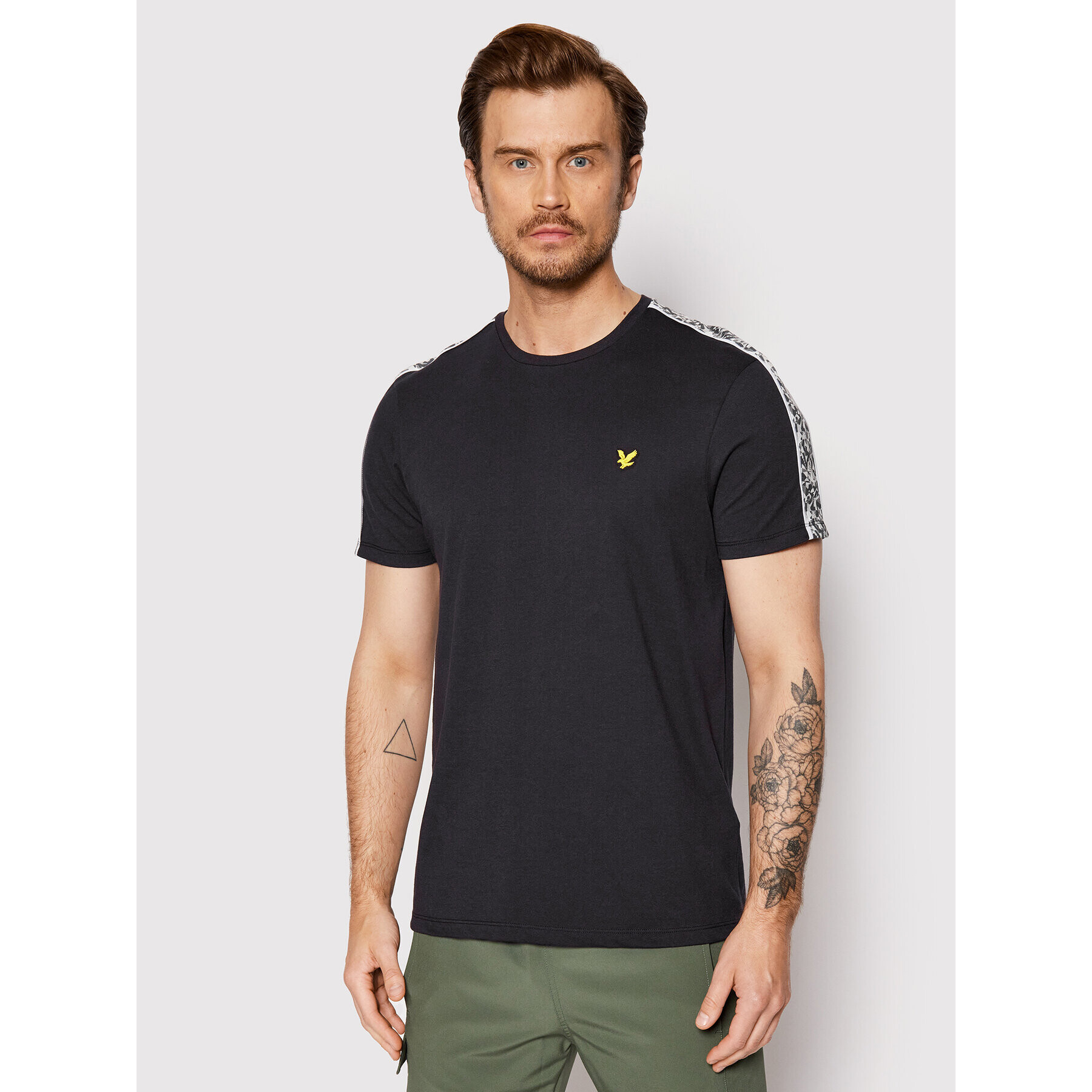 Lyle & Scott Тишърт Flyer TS1683SP Черен Regular Fit - Pepit.bg