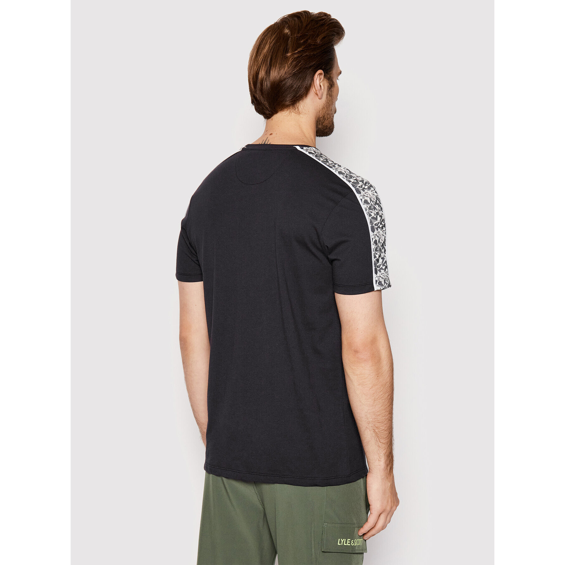 Lyle & Scott Тишърт Flyer TS1683SP Черен Regular Fit - Pepit.bg