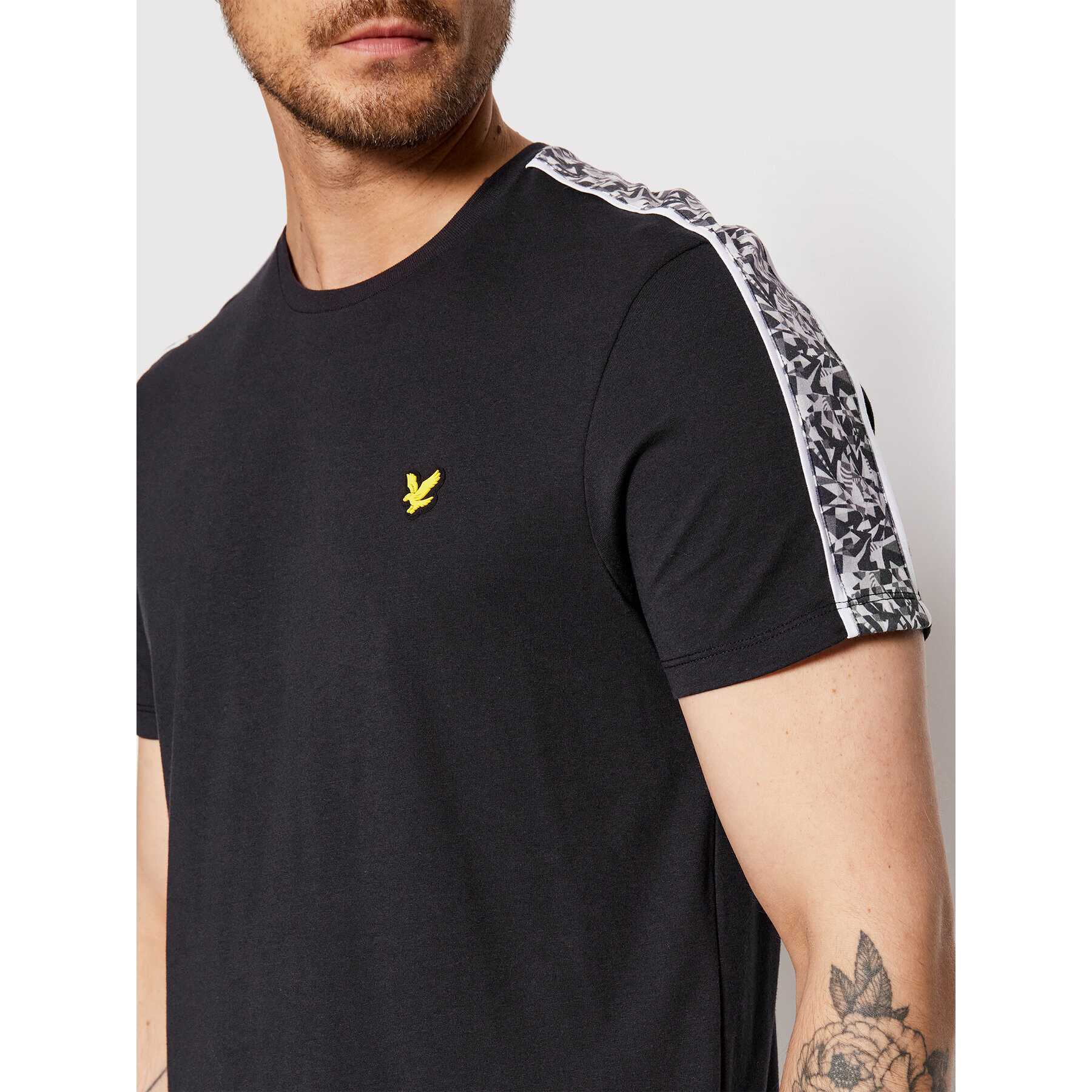 Lyle & Scott Тишърт Flyer TS1683SP Черен Regular Fit - Pepit.bg